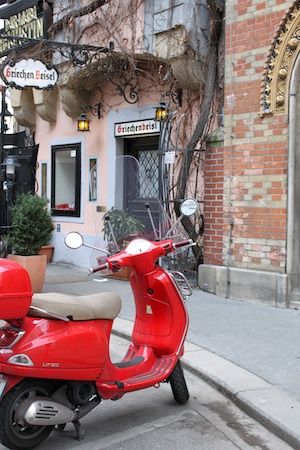 Vienne_aunomi_1