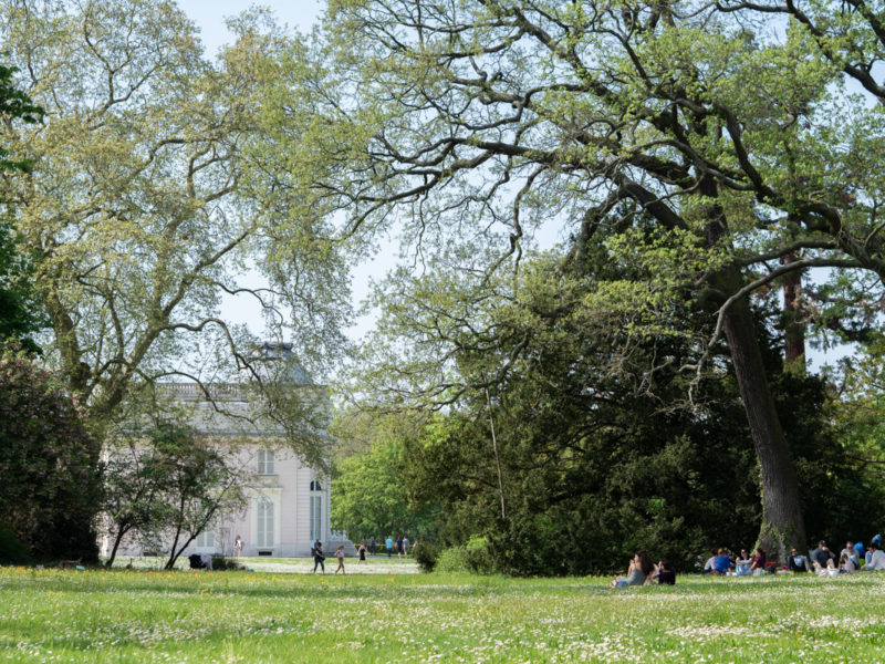 Profiter du printemps à Paris dans les Jardins de Bagatelle ©aunomi