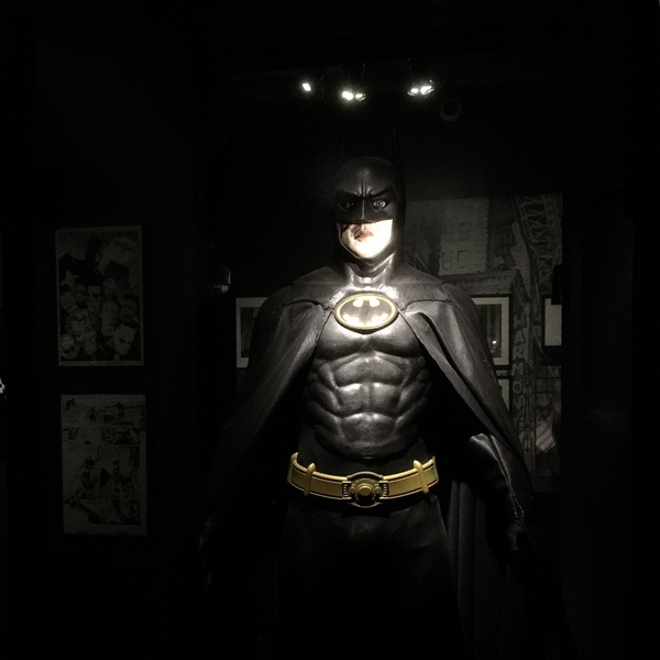 Activité en famille à Paris, exposition des Super Héros Batman Superman Wonderwoman ©aunomi